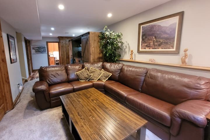 Exclusive 2 Bed-1bath Rental In Charming Littleton - Littleton, CO