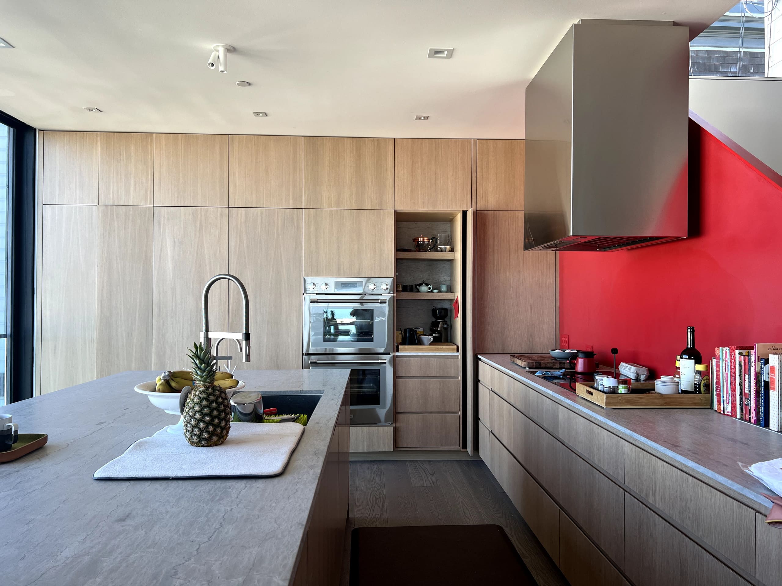 Home in San Francisco · ★5.0 · 3 bedrooms · 4 beds · 2.5 baths - Image 8