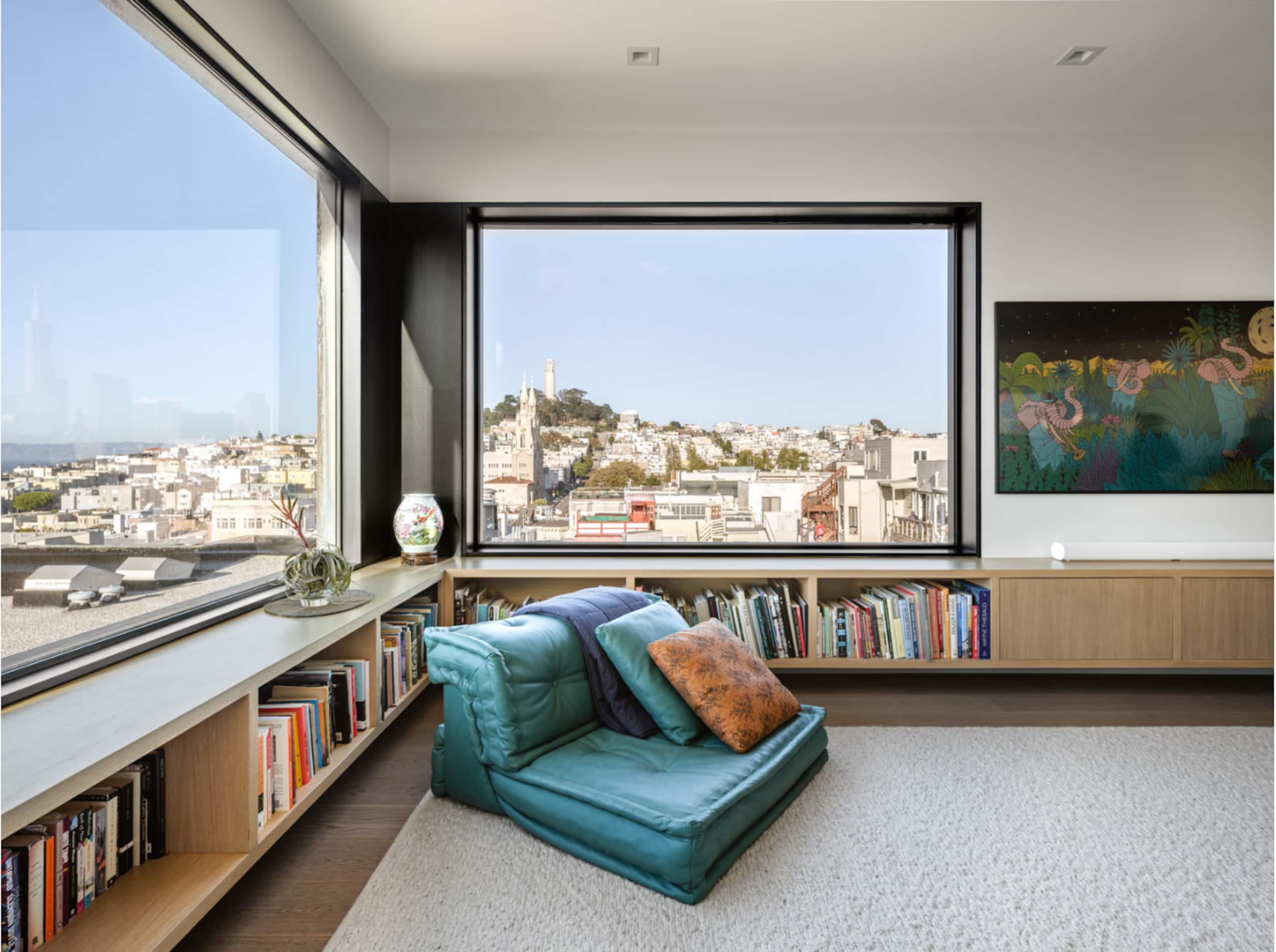 Home in San Francisco · ★5.0 · 3 bedrooms · 4 beds · 2.5 baths - Image 2