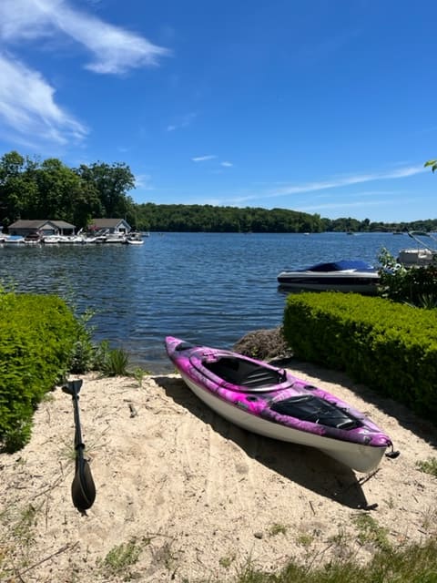 Fun Friends & Family Lakefront Home w/Dock & Beach