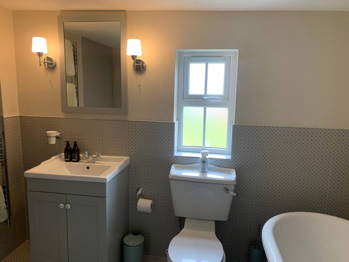 Top 10 Airbnb Vacation Rentals In Longford, Ireland Updated 2024