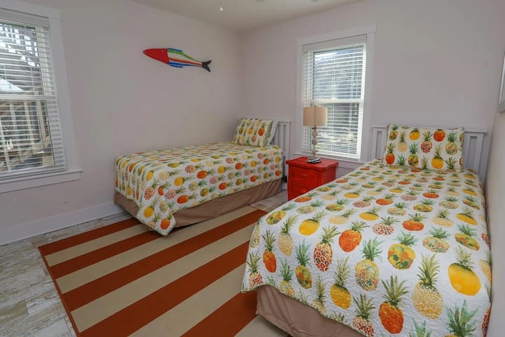 غرفة النوم رقم4 بحمام مشترك