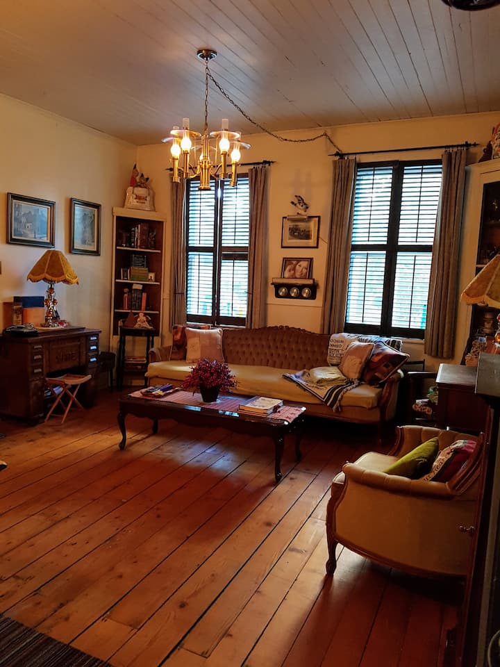 The Old Millinery House - Shelburne