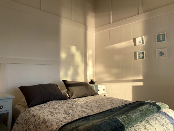 غرفة نوم بأسقف مقببة