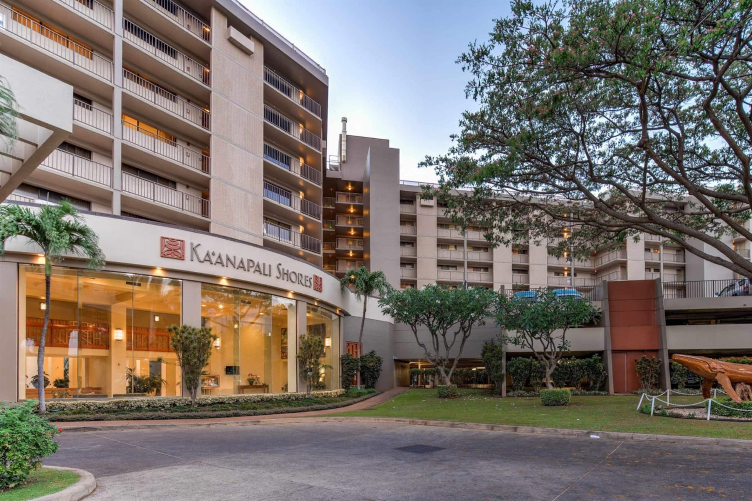 Condo in Lahaina · ★4.85 · Studio · 2 beds · 1 private bath - Image 38