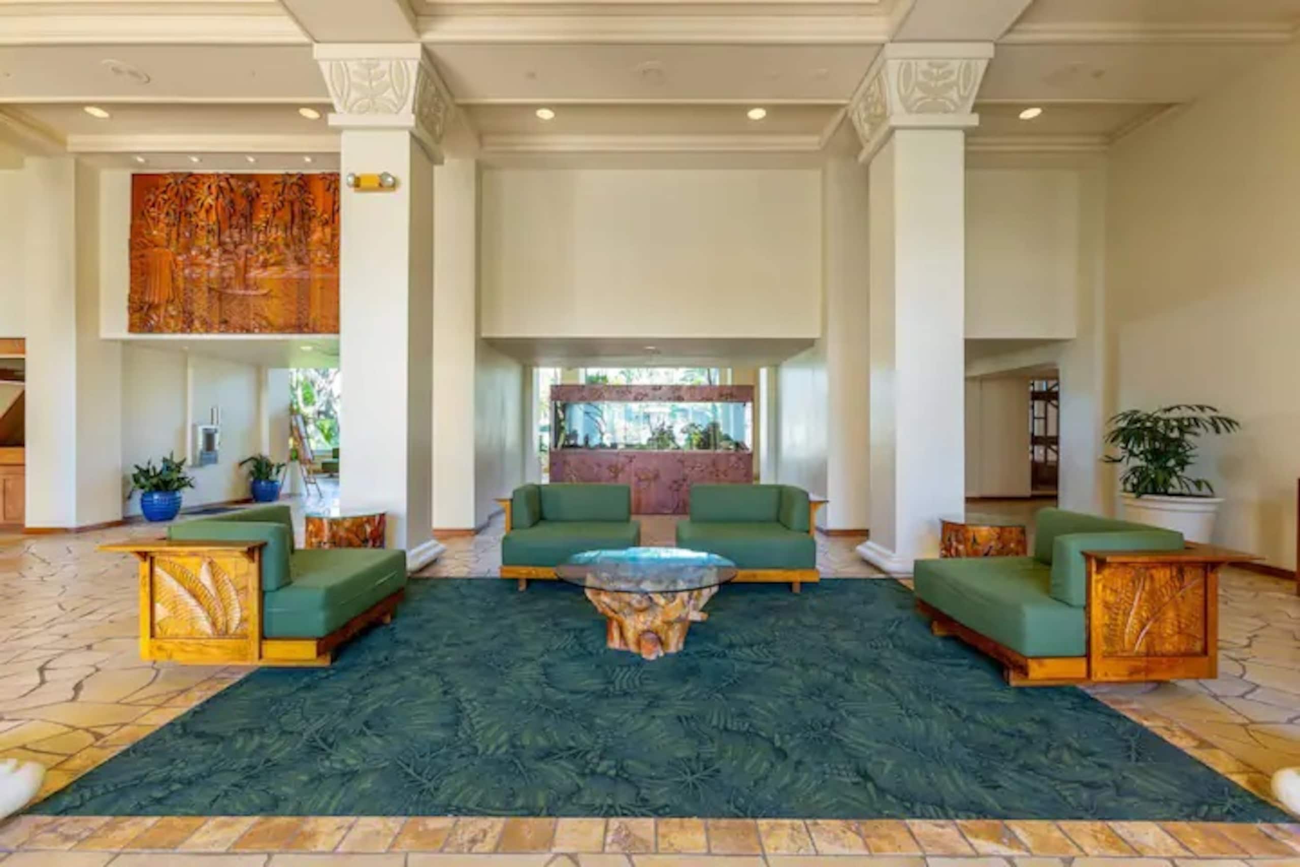 Condo in Lahaina · ★4.85 · Studio · 2 beds · 1 private bath - Image 40