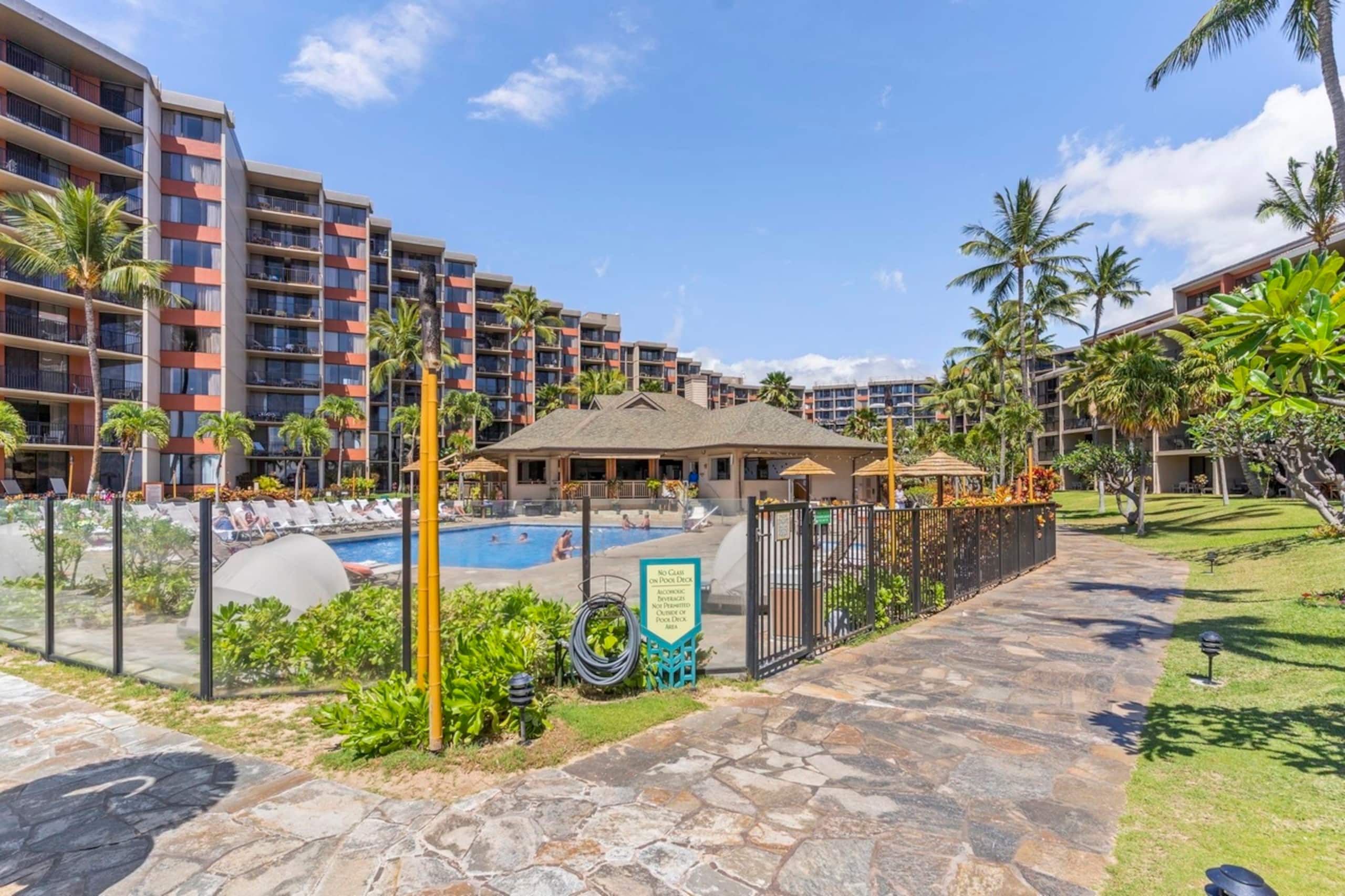 Condo in Lahaina · ★4.85 · Studio · 2 beds · 1 private bath - Image 63