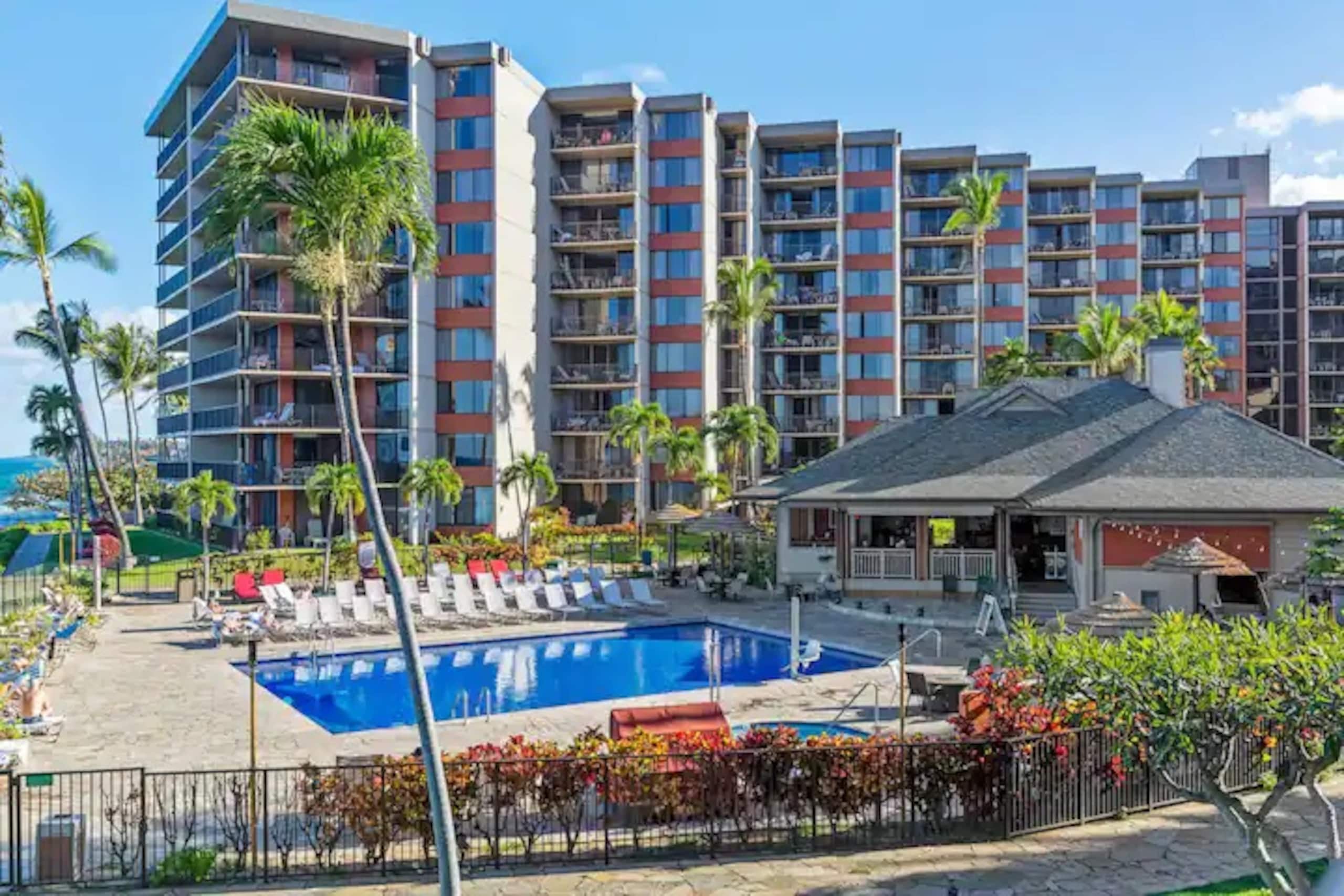 Condo in Lahaina · ★4.85 · Studio · 2 beds · 1 private bath - Image 47