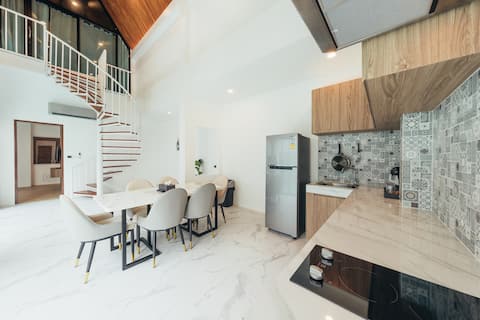 Three Bedroom Thai Minimalist style pool villa+ BF