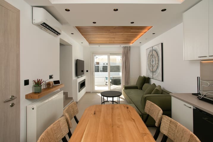 Amelia villa north with private pool