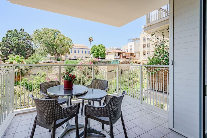 Parking / garage area