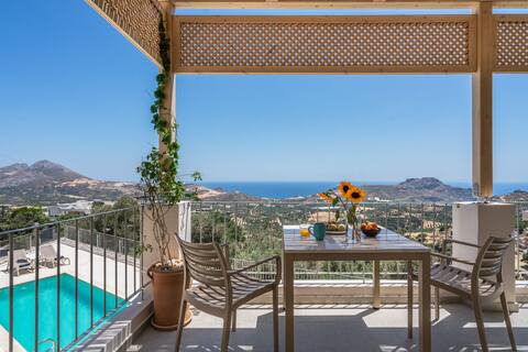 Eco-Stylish Villa w. 180° SeaV., Pool,2km f. Beach