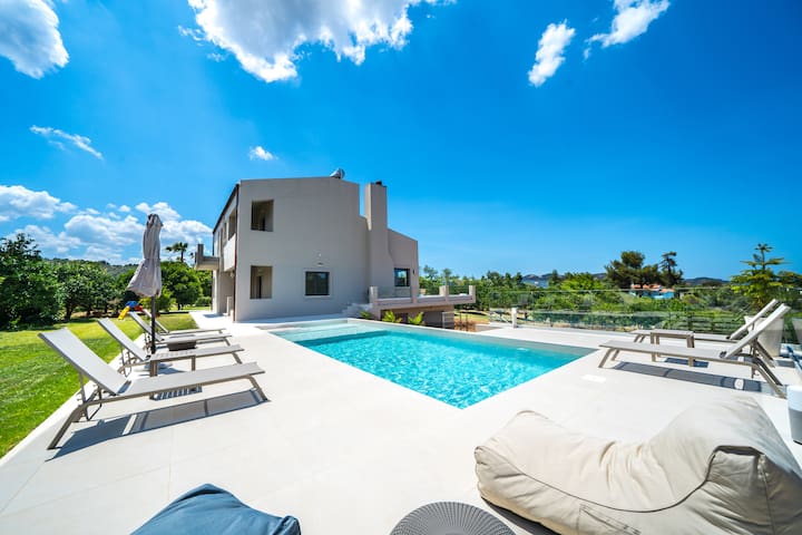 Villa Florentina ✩ Private Pool ✩ BBQ ✩ 7 Guests