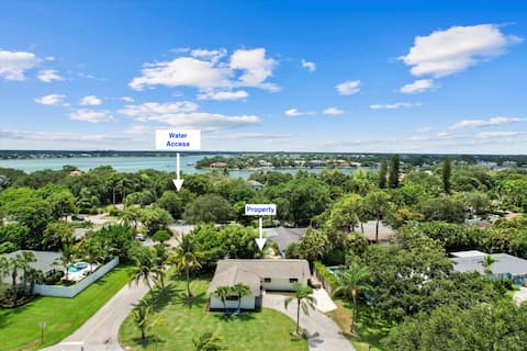 *New listing* The Classic Jupiter Getaway
