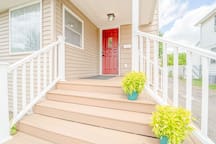 Artsy 3bdrm in centrally-located cozy neighborhood