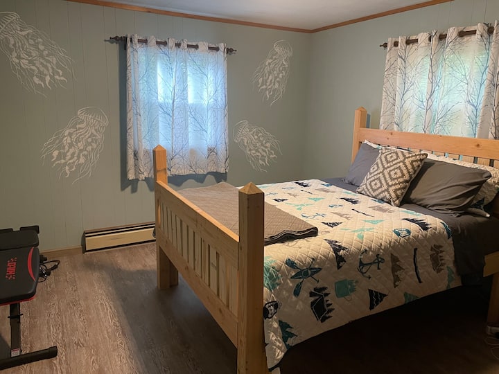 Dhomë gjumi 1, krevat dopio "queen"