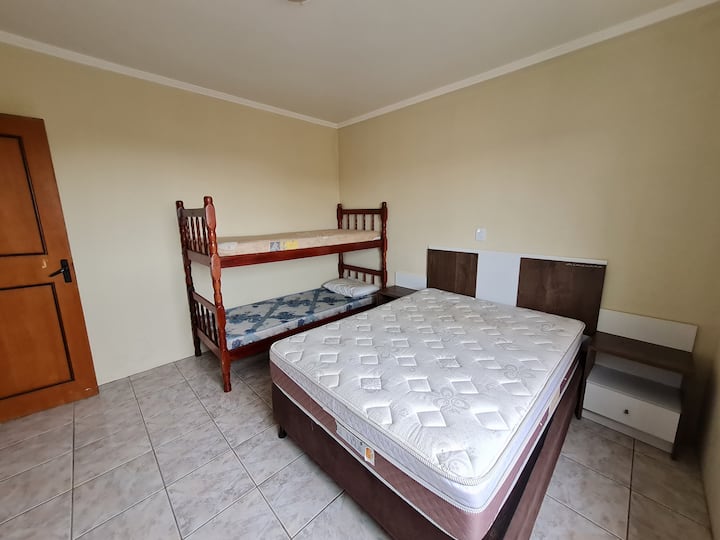 საძინებელი 1