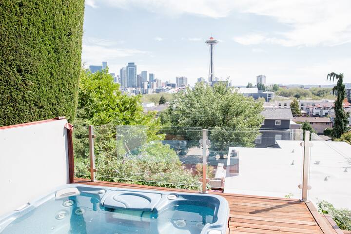 Villa Dell’Amore, Urban Retreat Unparalleled Views gallery image 3