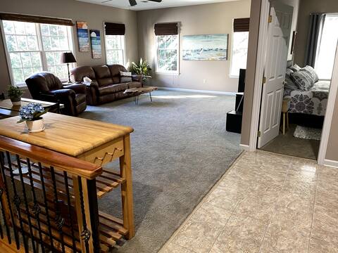 1 bedroom suite close to Penn State, private entry