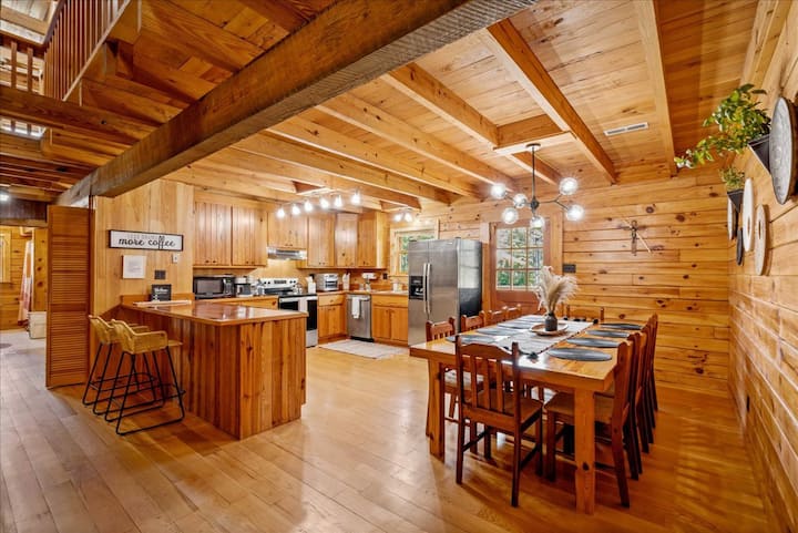 Cozy Cabin @James River; Live/Work/Play Experience