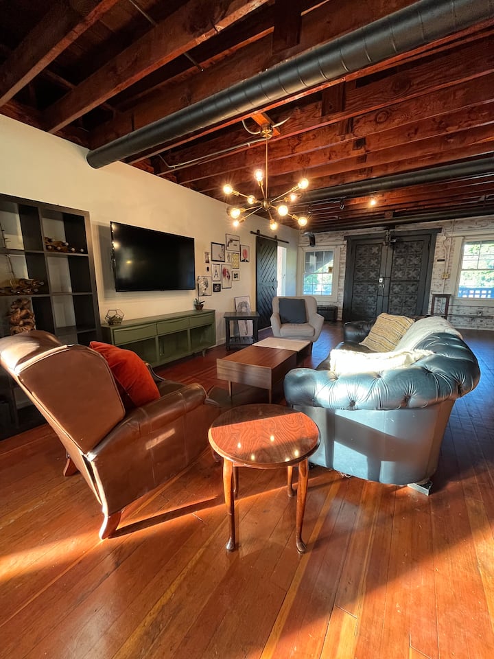 Top 23 Airbnb Vacation Rentals In Windsor, Canada Updated 2024 Trip101