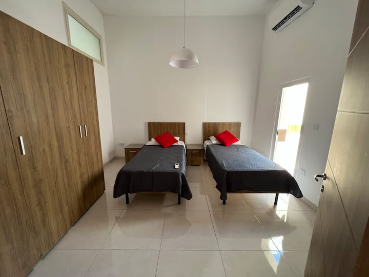 ห้องส่วนตัวห้องน้ำรวม 