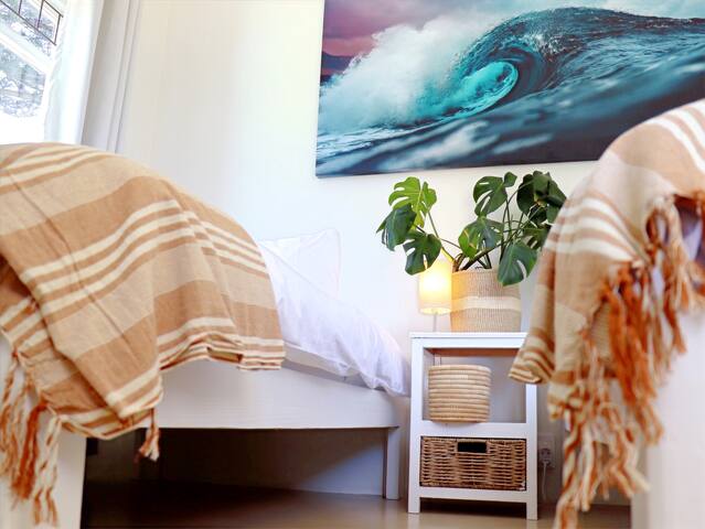 Beach house in Table View gallery image 5