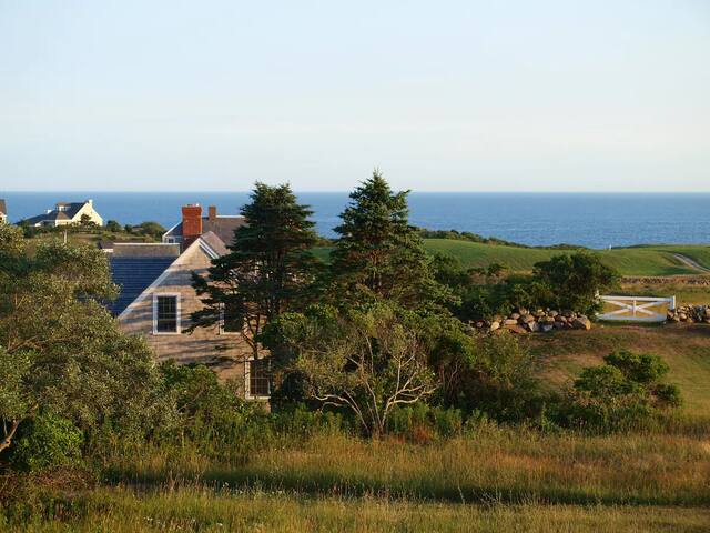Ocean-View Cottage at Spar Point Farm Block Island gallery image 2
