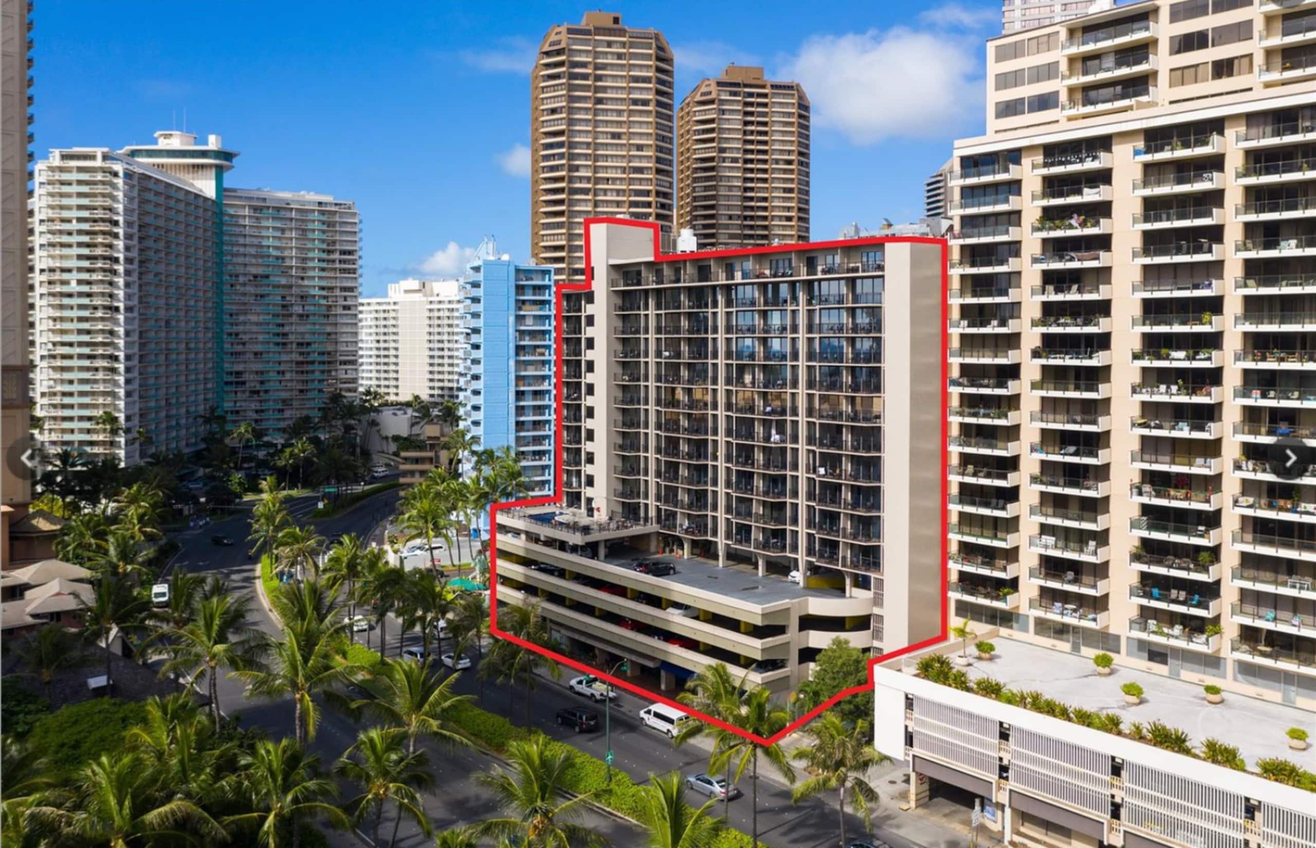 Hotel in Honolulu · ★4.92 · Studio · 2 beds · 1 private bath - Image 12