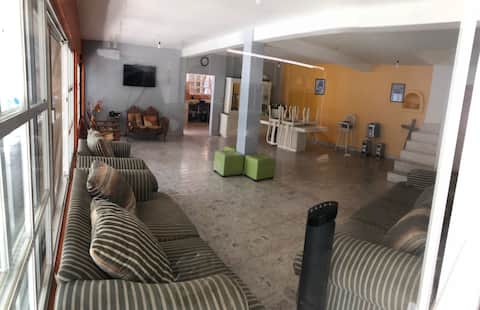 Top performing Airbnb: Have fun! Cuernavaca Orange House with a pool. in Puente Blanco