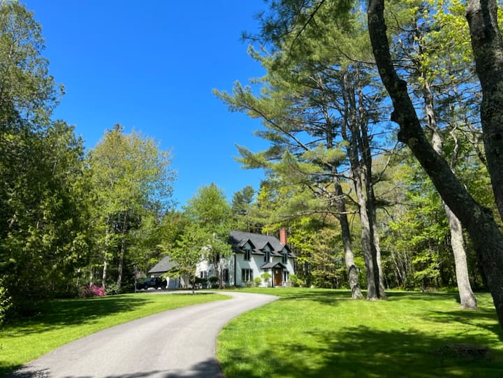 Your Maine Getaway is Waiting Houses for Rent in Lincolnville, Maine