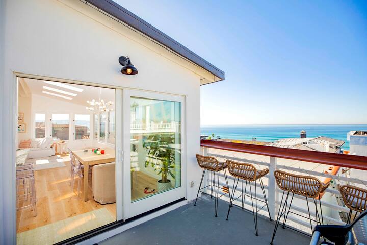 Luxurious Coastal Retreat