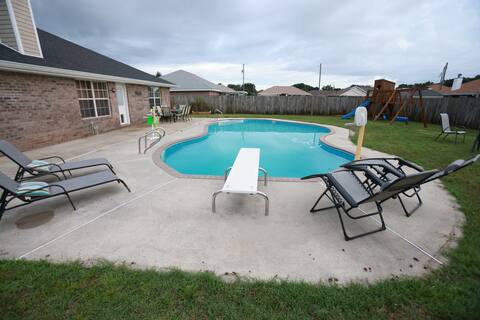 Pool Home Family & Baby Ready Beach Gear Fire Pit