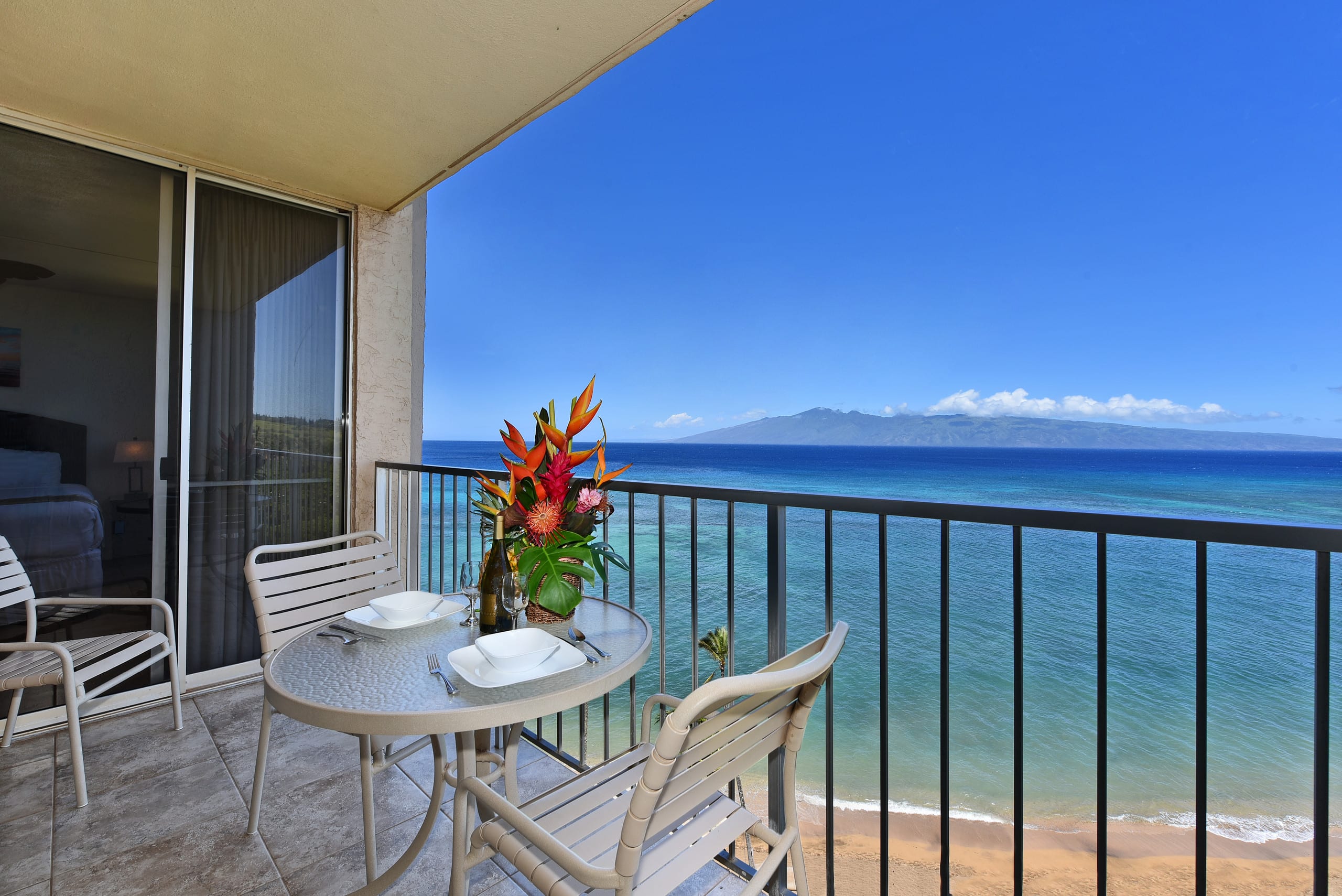 Condo in Lahaina · ★4.85 · 1 bedroom · 2 beds · 1 bath - Image 2