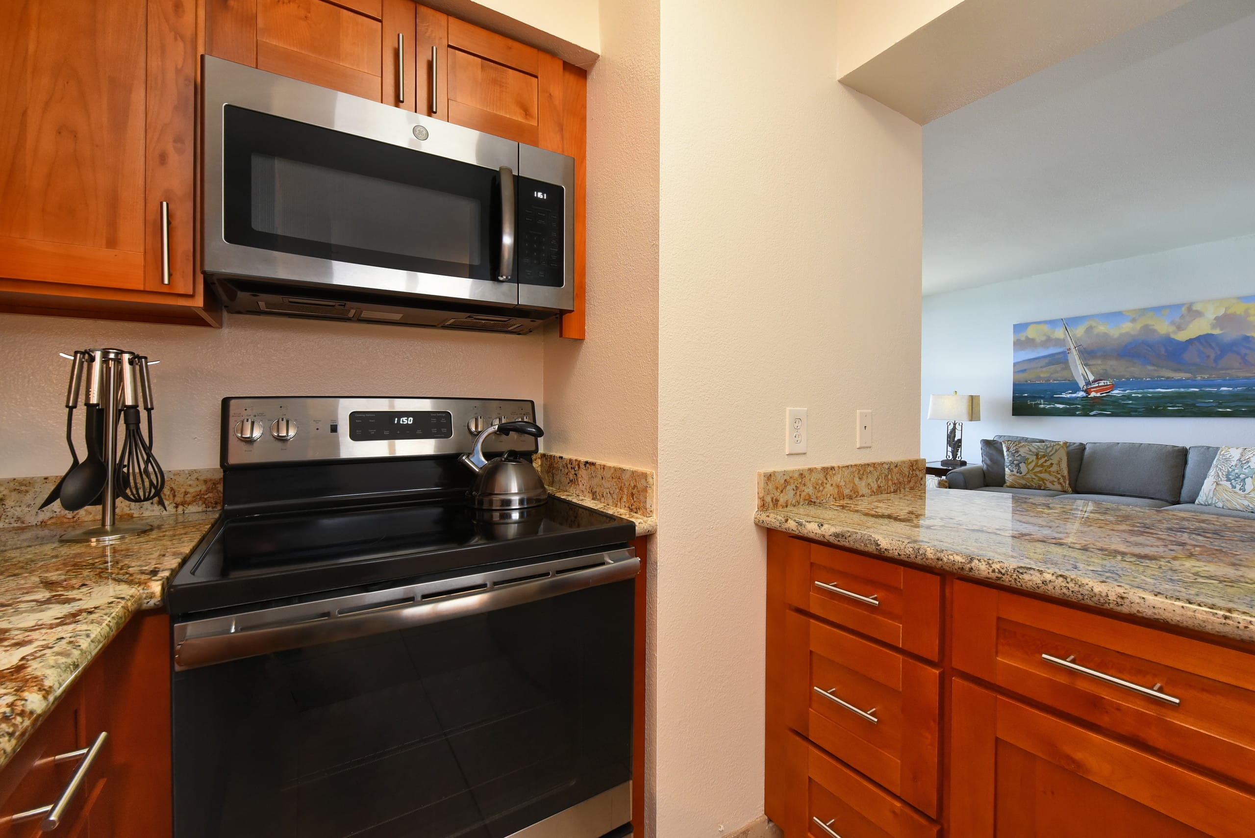 Condo in Lahaina · ★4.85 · 1 bedroom · 2 beds · 1 bath - Image 21