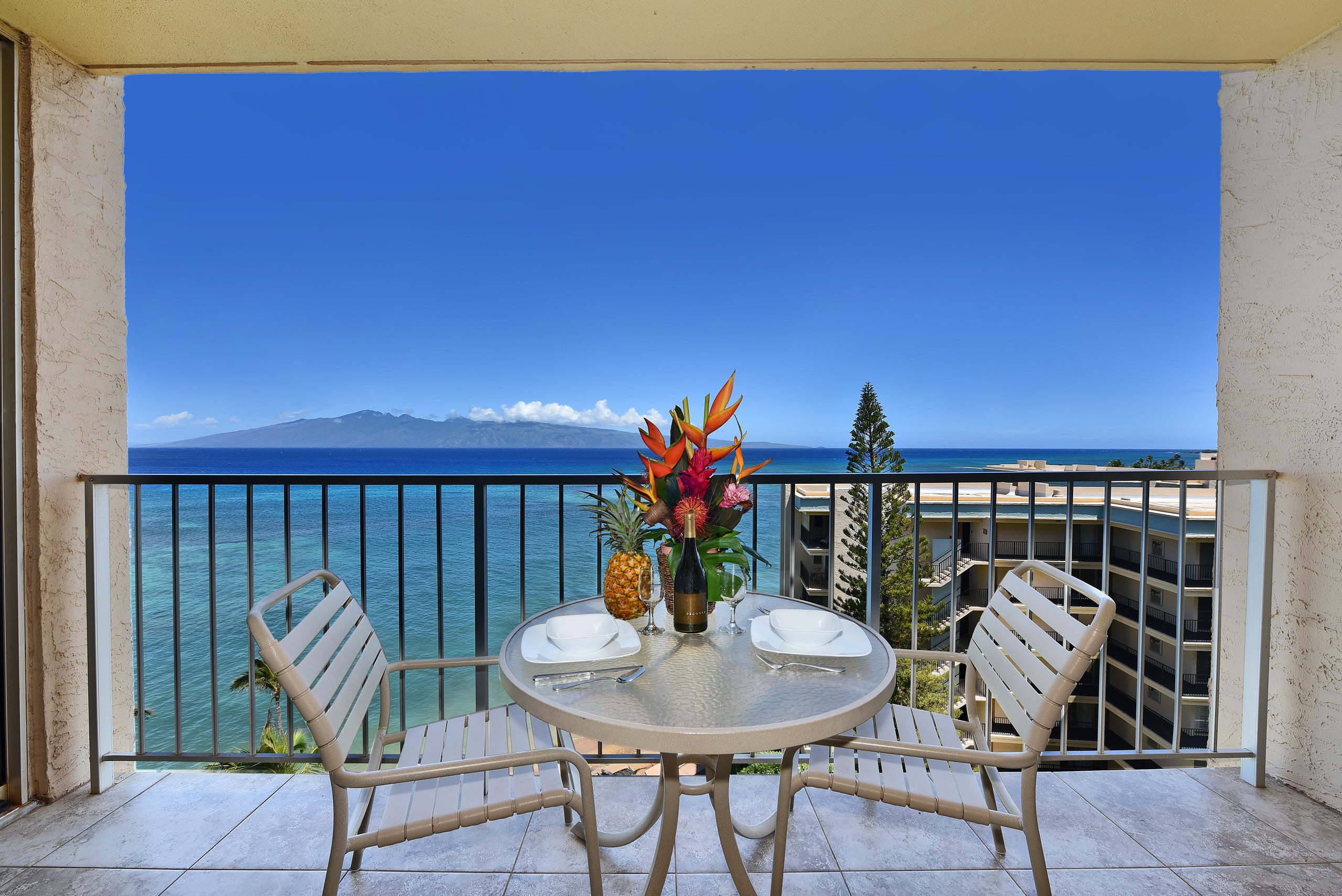 Condo in Lahaina · ★4.85 · 1 bedroom · 2 beds · 1 bath - Image 9