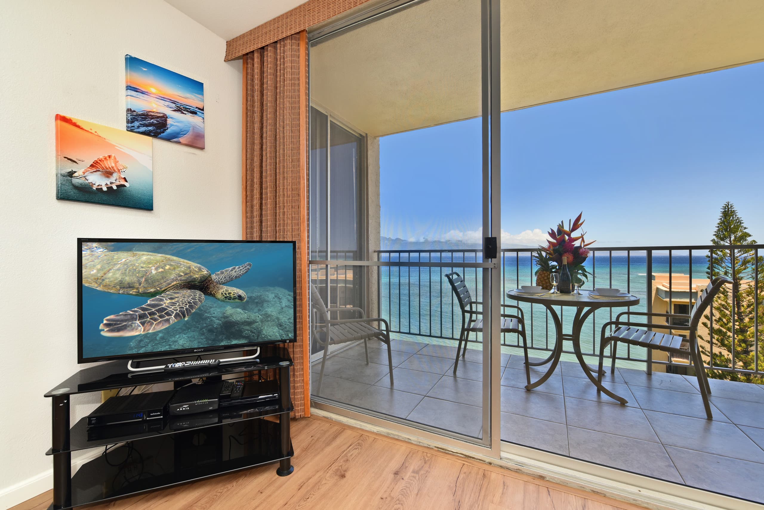 Condo in Lahaina · ★4.85 · 1 bedroom · 2 beds · 1 bath - Image 11