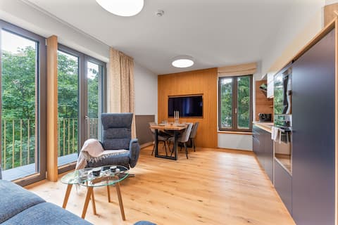 Cozy apartment with a view and parking