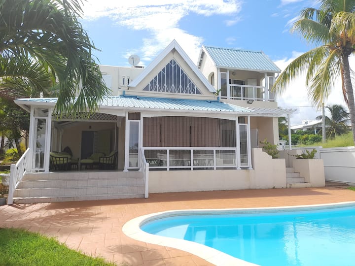 Spacieuse Villa Avec Piscine Privée Proche Plage - Maurice