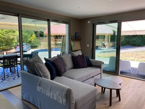 Airbnb performant: Cosy 55 m2 renovated with terrasses & parking à Talloires Montmin