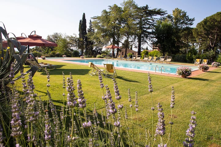 Villa in Tuscany – Fattoria Poggioasciolo