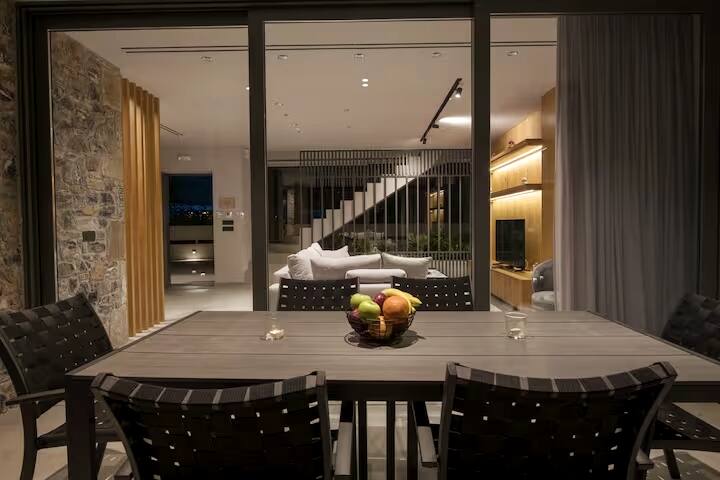 Anais Luxury Villa (By Xenias Luxury Villas) gallery image 4