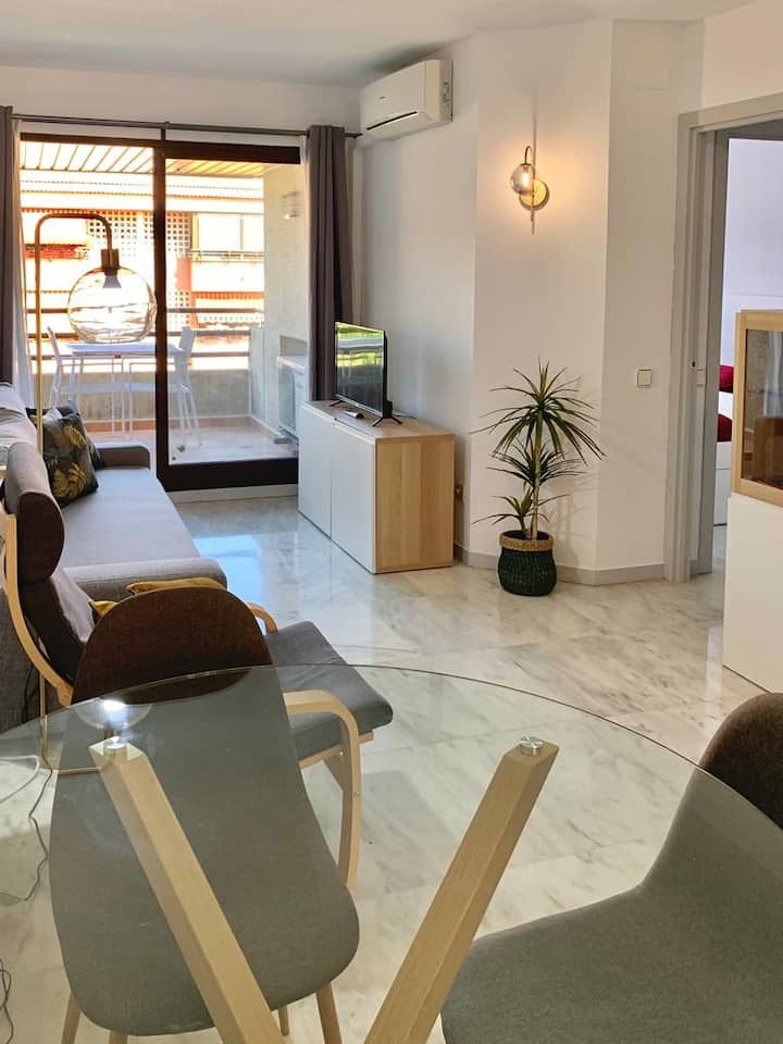 Small Apartment Garage & Pool Paris Park Apartments for Rent in Las