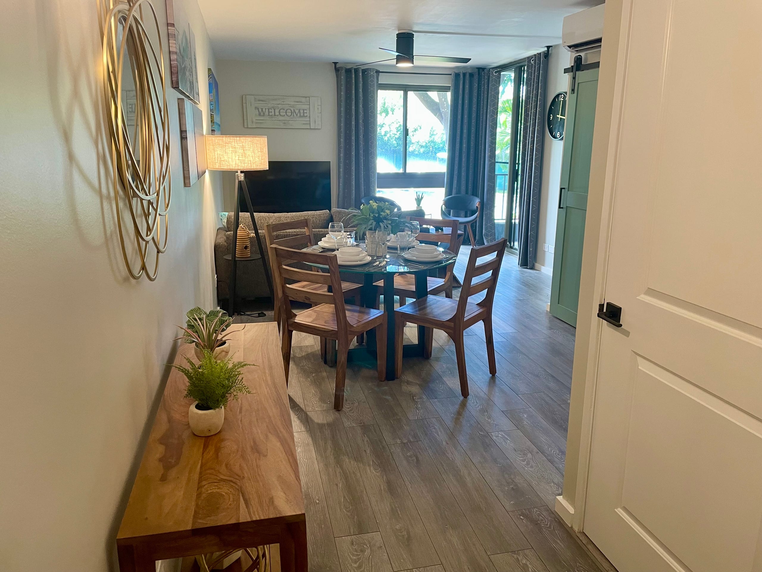 Condo in Lahaina · ★4.94 · 1 bedroom · 2 beds · 1 private bath - Image 10