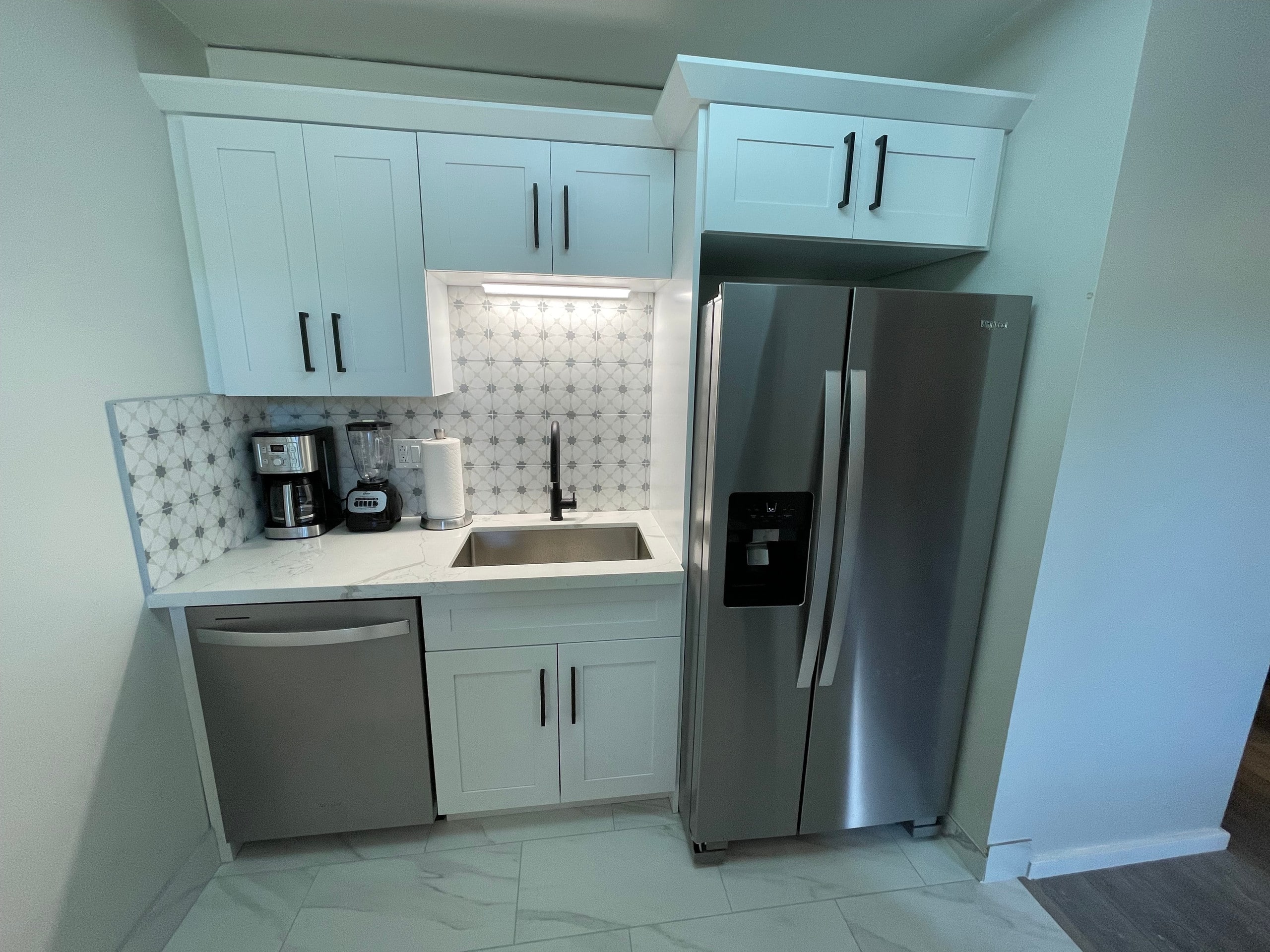 Condo in Lahaina · ★4.94 · 1 bedroom · 2 beds · 1 private bath - Image 7