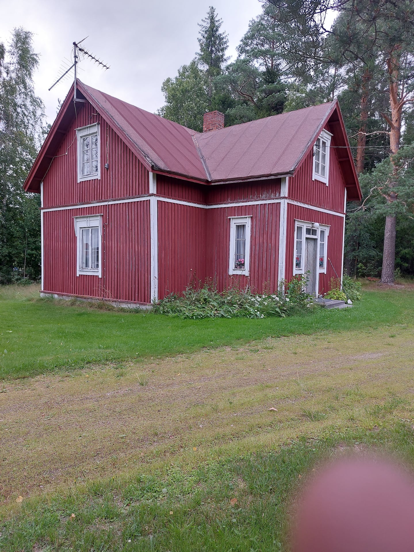 Vaatimaton Mummonmökki. 2