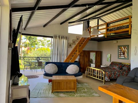 Top performing Airbnb: Colibrí - Charming avocado farm in Marinilla