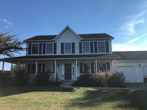 5 bedroom home (Bellefonte)- near PSU and I-99