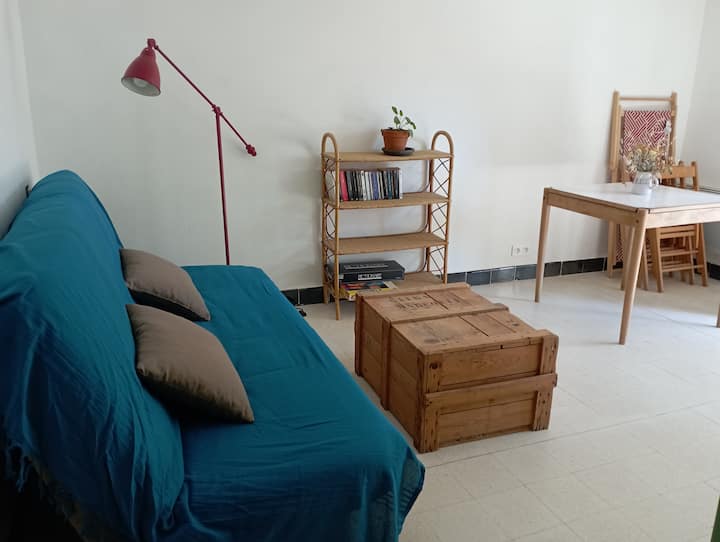 Charmant Petit Logement Au Calme - Joucas