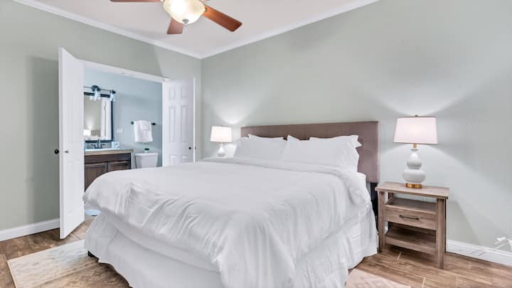 King #3 ya ghorofa ya chini na ensuite